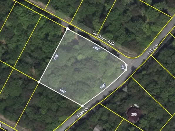 1 Shoshoni Trl, Gouldsboro, PA 18424