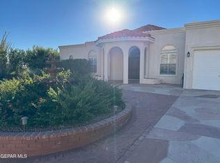 851 Via Bonita Ln, El Paso, TX 79912
