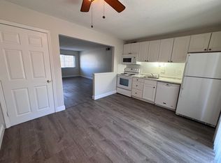 84 Cathcart Dr APT A, Ballwin, MO