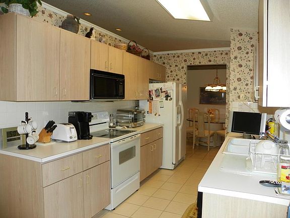 5th image of 6172 Bay Isles Dr