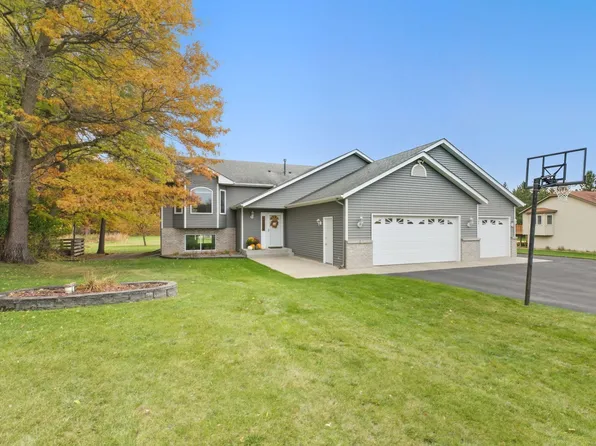 1716 37th St S, Saint Cloud, MN 56301