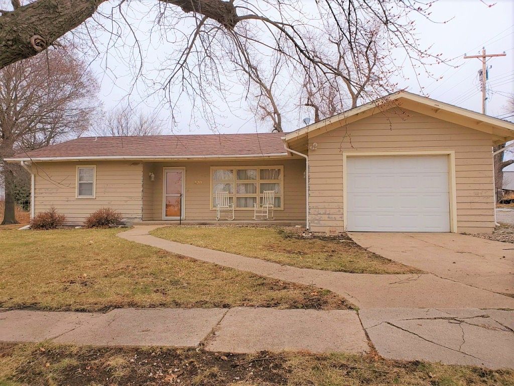 420 Adams St, Clatonia, NE 68328 Zillow