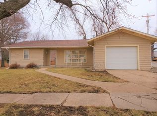 420 Adams St, Clatonia, NE 68328