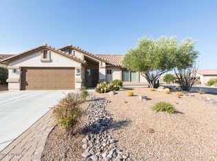 1073 N Night Heron Dr, Green Valley, AZ 85614