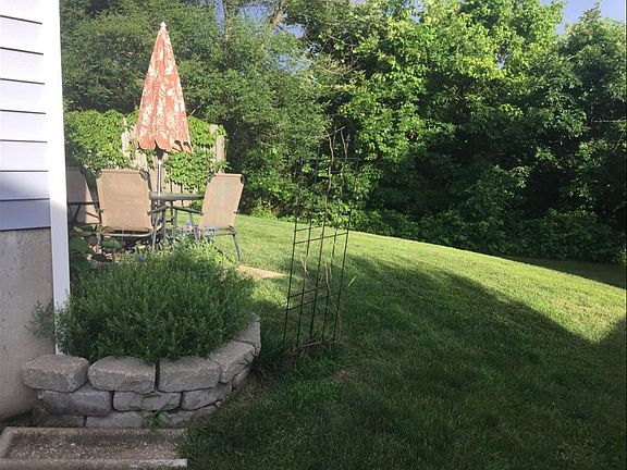 4th image of 144 Bracadale Ave
