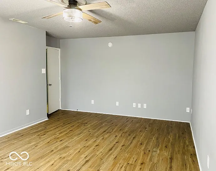 1946 Prairie Sky Ln — Photo 12