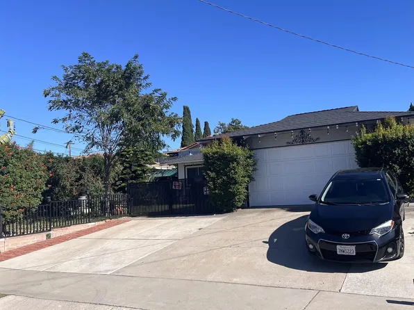 2526 E 1st St, National City, CA 91950