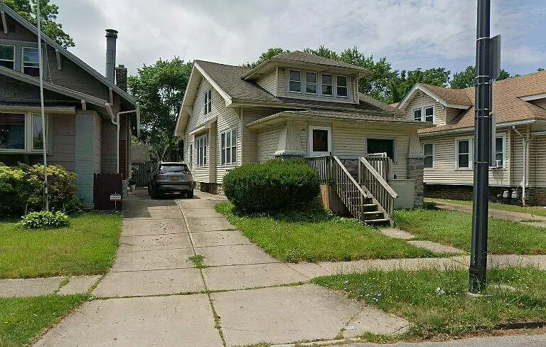 1991 Hertel Ave — Photo 1