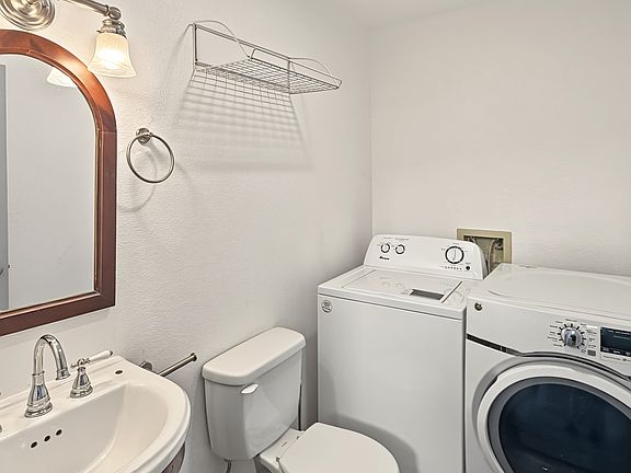 4th image of 1300 Valley St #1
