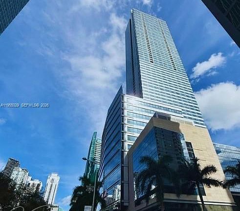 2nd image of 1435 Brickell Ave #3508