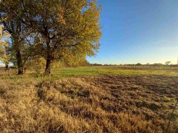 1860 W Highway 60, Ponca City, OK 74601