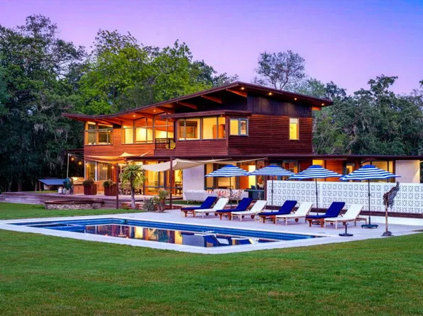 2225 Wilson Rd, Geyserville, CA 95441