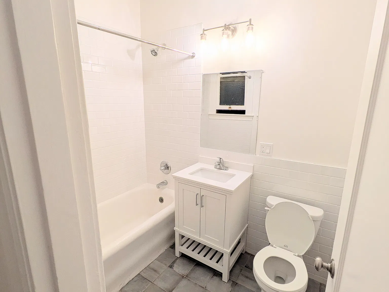 1 bed, $3,280 — Photo 4