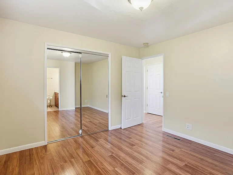 2317 Wooster Ave — Photo 19
