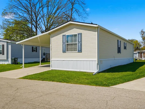 440 Flamingo St, Rochester, MI 48309