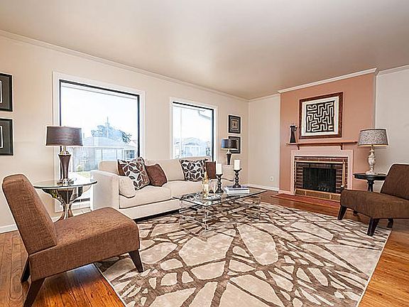 4th image of 108 Manor Dr