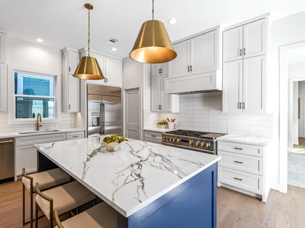 1207 Tabor St, Houston, TX 77009