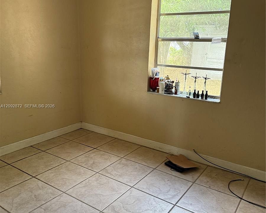 2nd image of 3692 W 2nd Ave