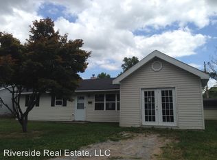 14 Melvin Dr, Cahokia, IL