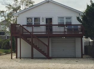 4 E 17th St, Brant Beach, NJ 08008