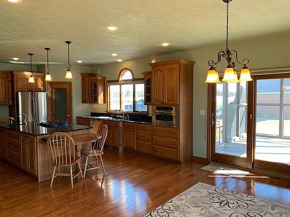 2nd image of 2833 County Road 600 N
