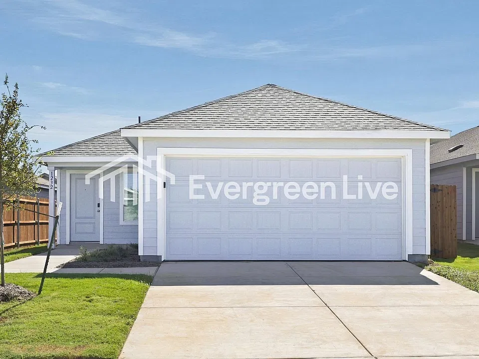 1232 Magnolia Trl