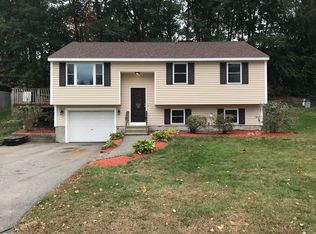 28 Syracuse Rd, Nashua, NH 03064