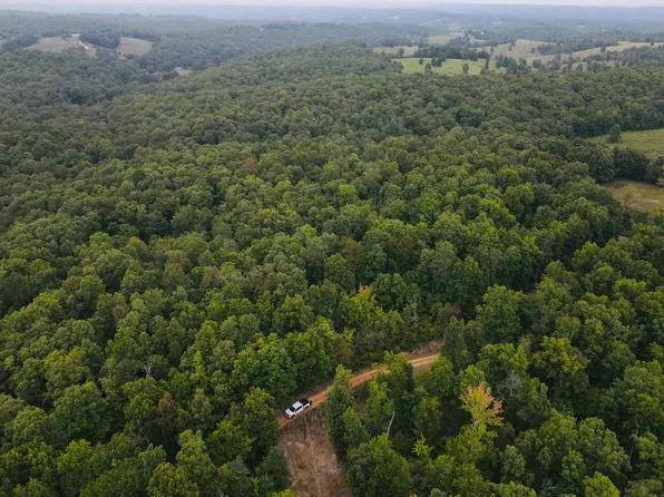 420 Persimmon Dr, Marshall, AR 72650