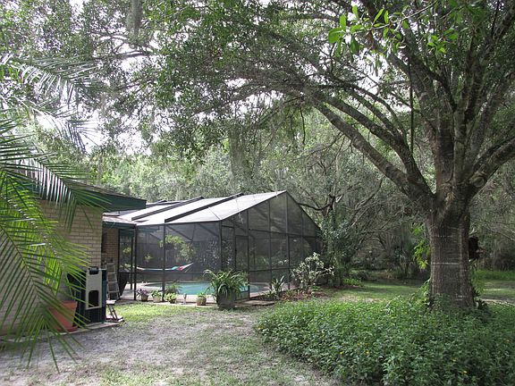 Private 1 Acre Wooded Lot