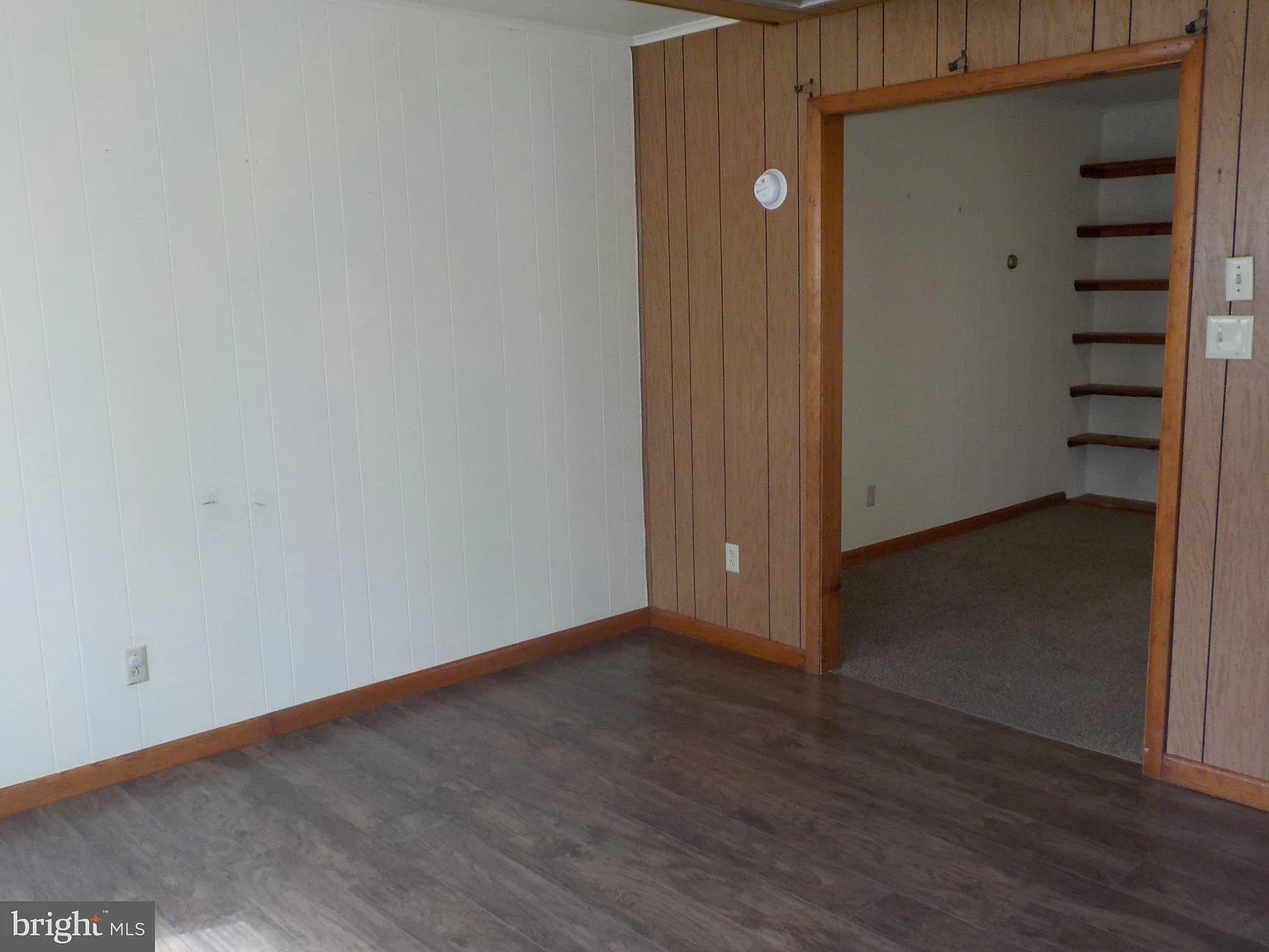 2 bed, 1.0 bath, 900 sqft, $1,350 — Photo 1