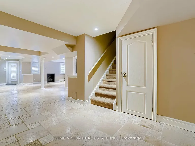 24 E Sandbanks Dr #BASEMENT — Photo 4