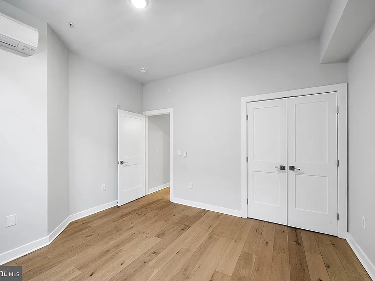 257 N 3rd St #1 — Photo 12