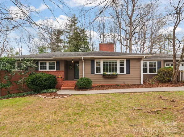 1016 Orleans Ave, Hendersonville, NC 28791