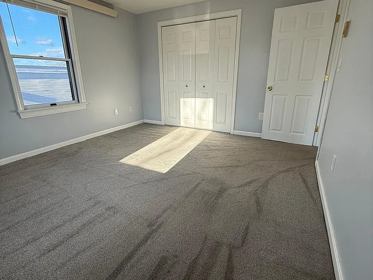 172-174 N Main St #7 — Photo 8