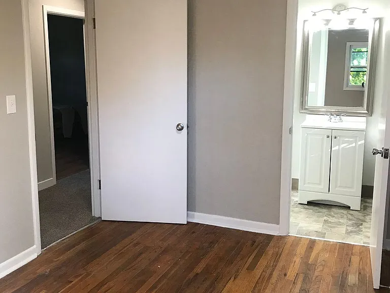 11919 SW 29th Ave — Photo 10
