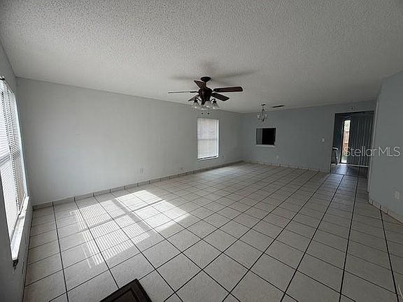 3rd image of 1610 Little River Dr #20
