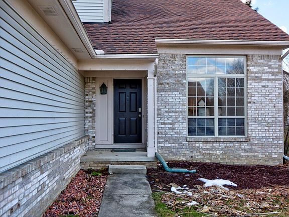 4th image of 5584 Justin Ct