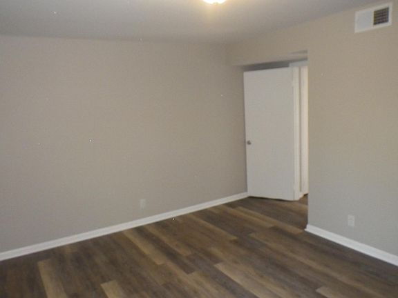 5th image of 422 Acklen Park Dr #0