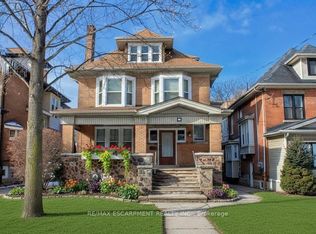 22 Blake St #3, Hamilton, ON L8M 2S5