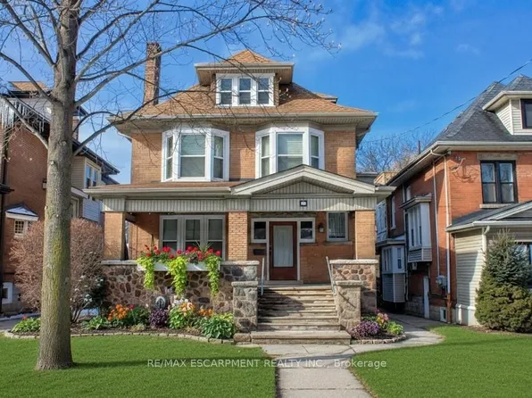 22 Blake St, Hamilton, ON