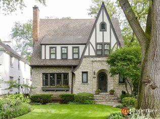 1519 Edgewood Ln, Winnetka, IL 60093