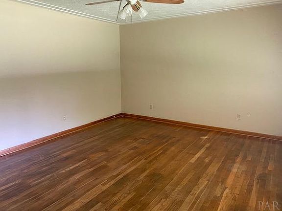 2nd image of 6401 Myrtle Hill Cir