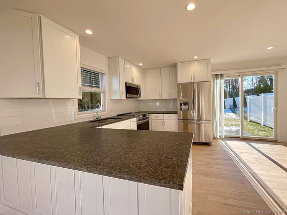 5th image of 55 Vitti St