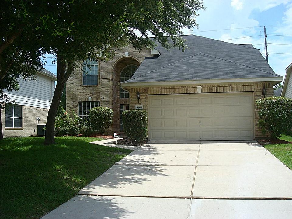 1st image of 6806 Amber Pine Ct
