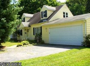 1978 Bryn Mawr Dr, Stow, OH 44224