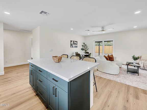 3rd image of 4246 N 10TH Place