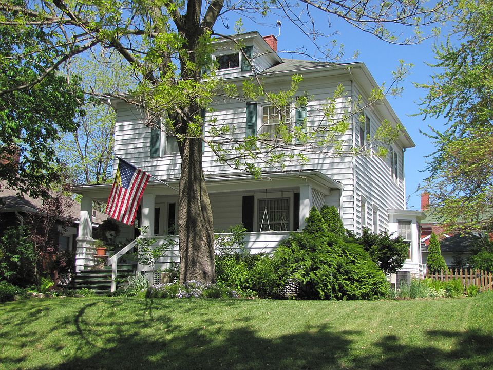 Street view, east side