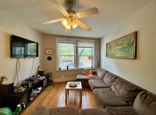 4210 N Clark St #1, Chicago, IL 60613