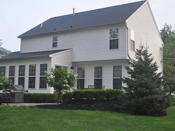 3rd image of 27001 Cascade Ct