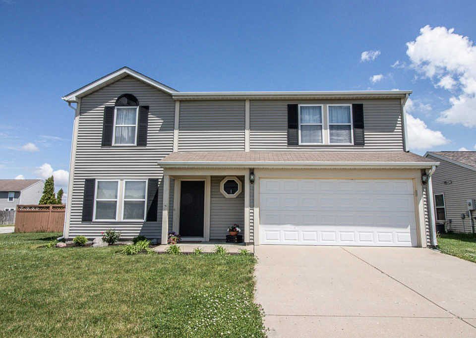 1st image of 904 Harrington Dr